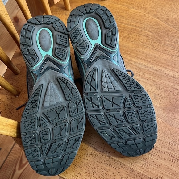 Ryka Sky Walk Walking Sneaker 8 - Picture 5 of 8